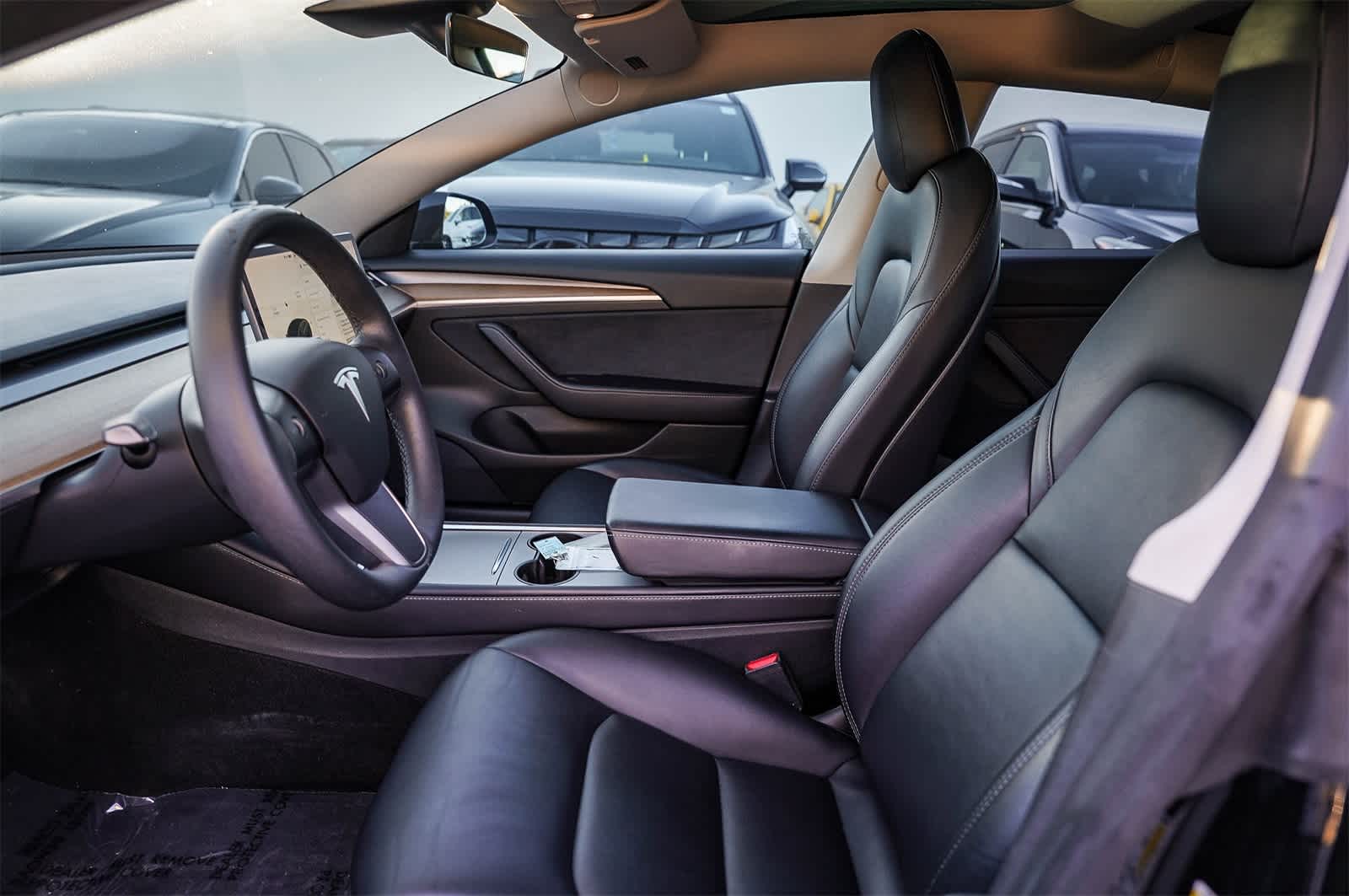 Thumbnail: 2022 Tesla Model 3 - 17