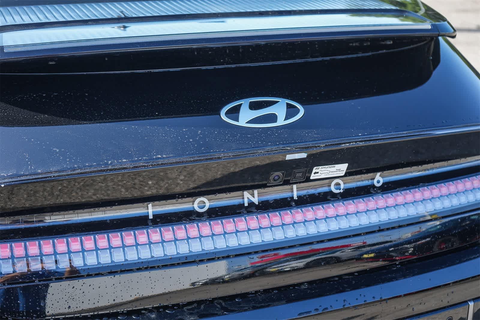 Thumbnail: 2025 Hyundai Ioniq 6 - 12