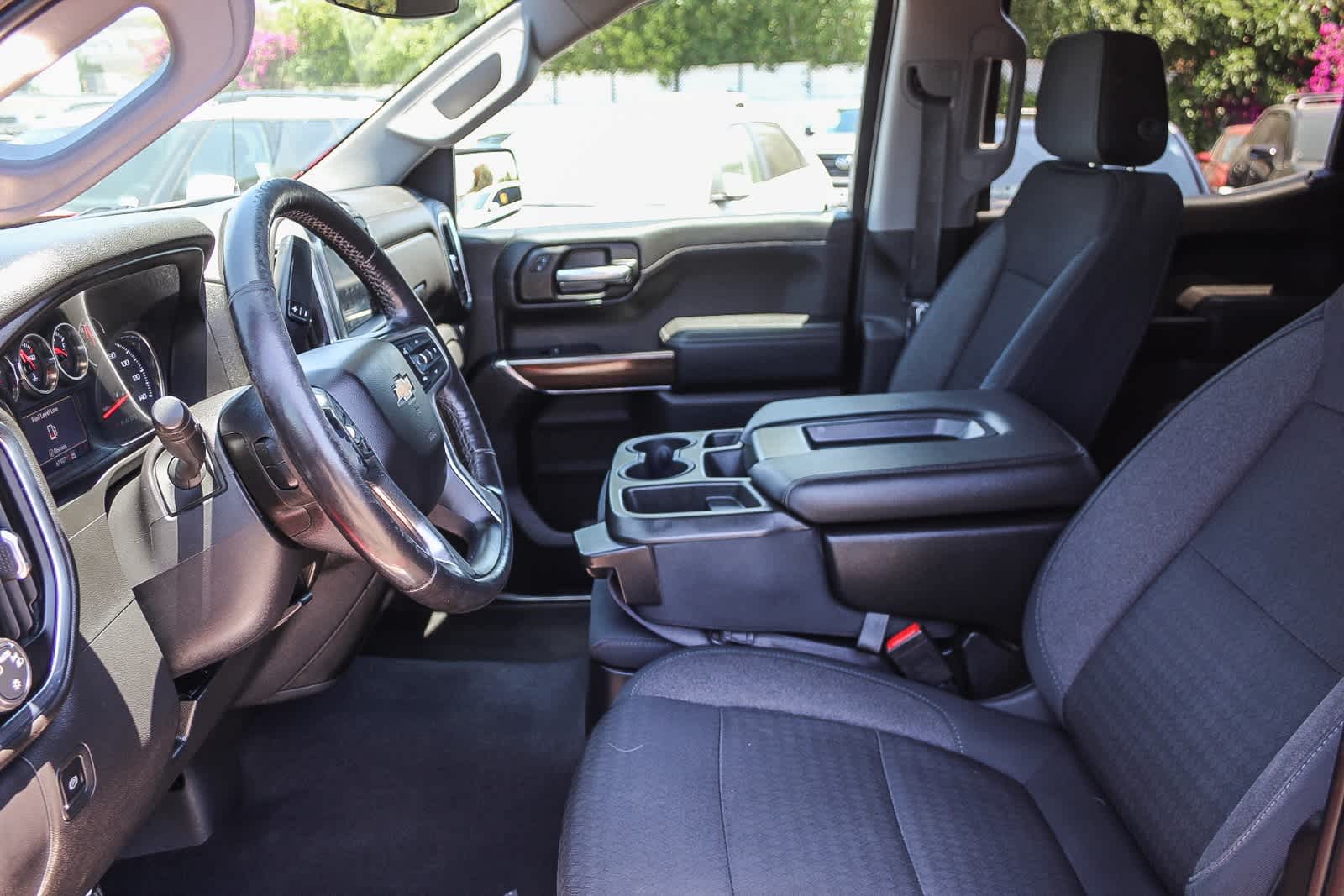 Thumbnail: 2020 Chevrolet Silverado 1500 - 14