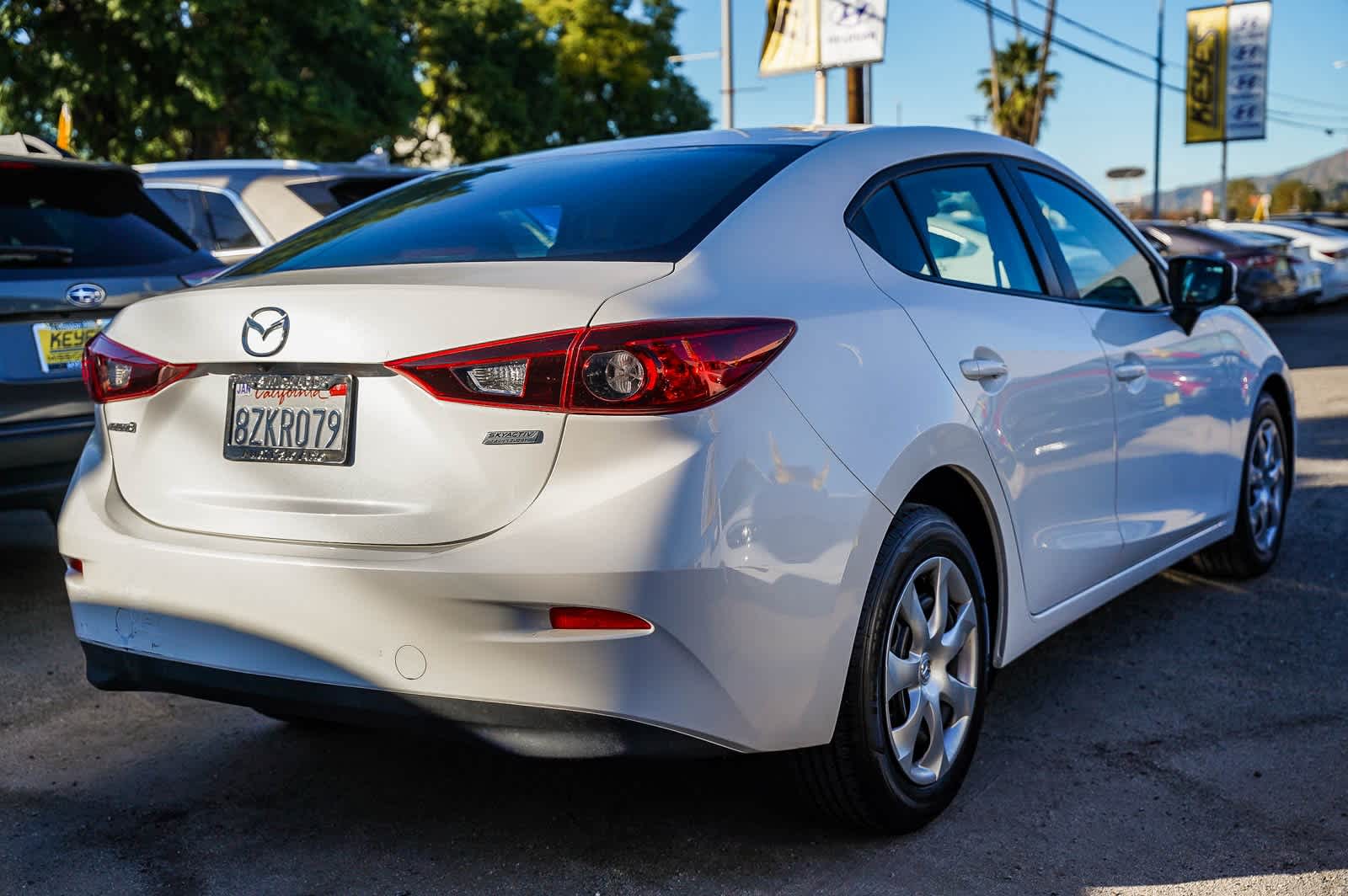 Thumbnail: 2018 Mazda Mazda3 - 8