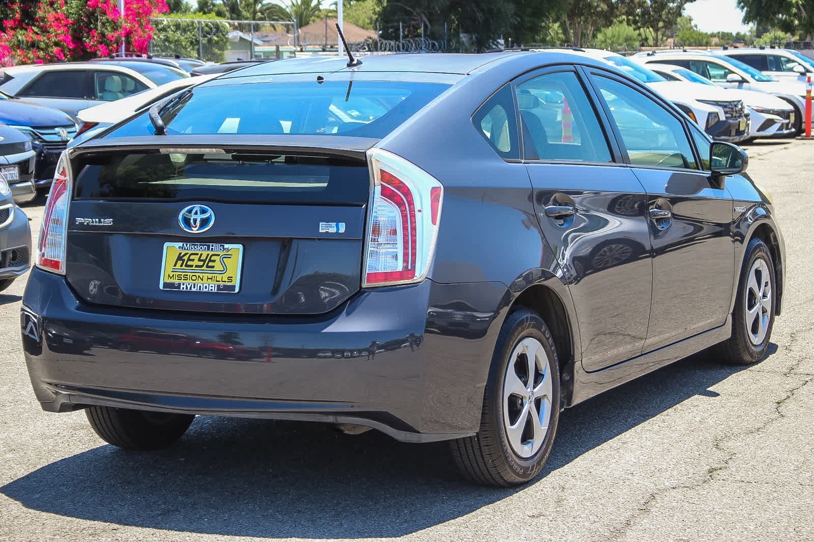 Thumbnail: 2012 Toyota Prius - 4