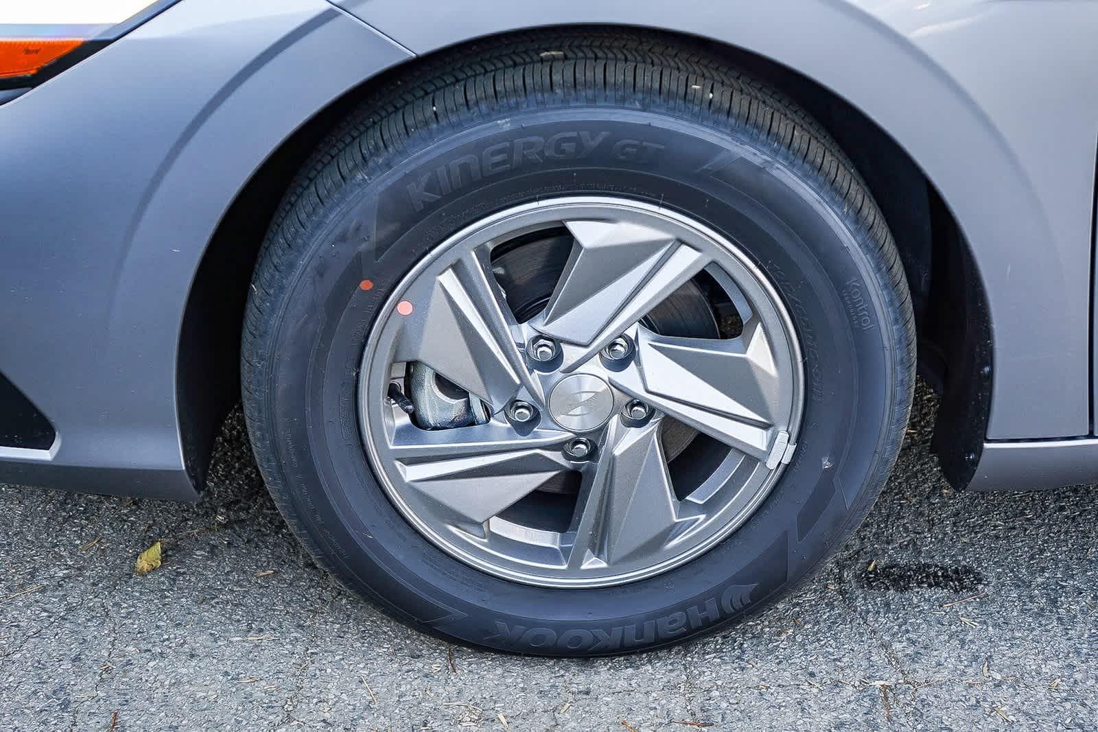 Thumbnail: 2026 Hyundai Elantra - 10