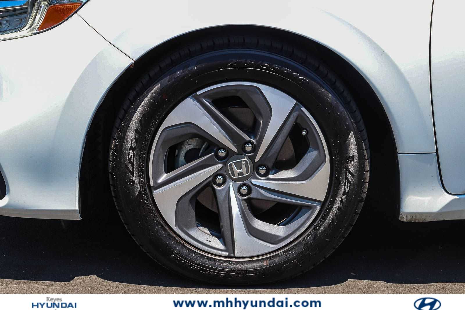 Thumbnail: 2019 Honda Insight - 9