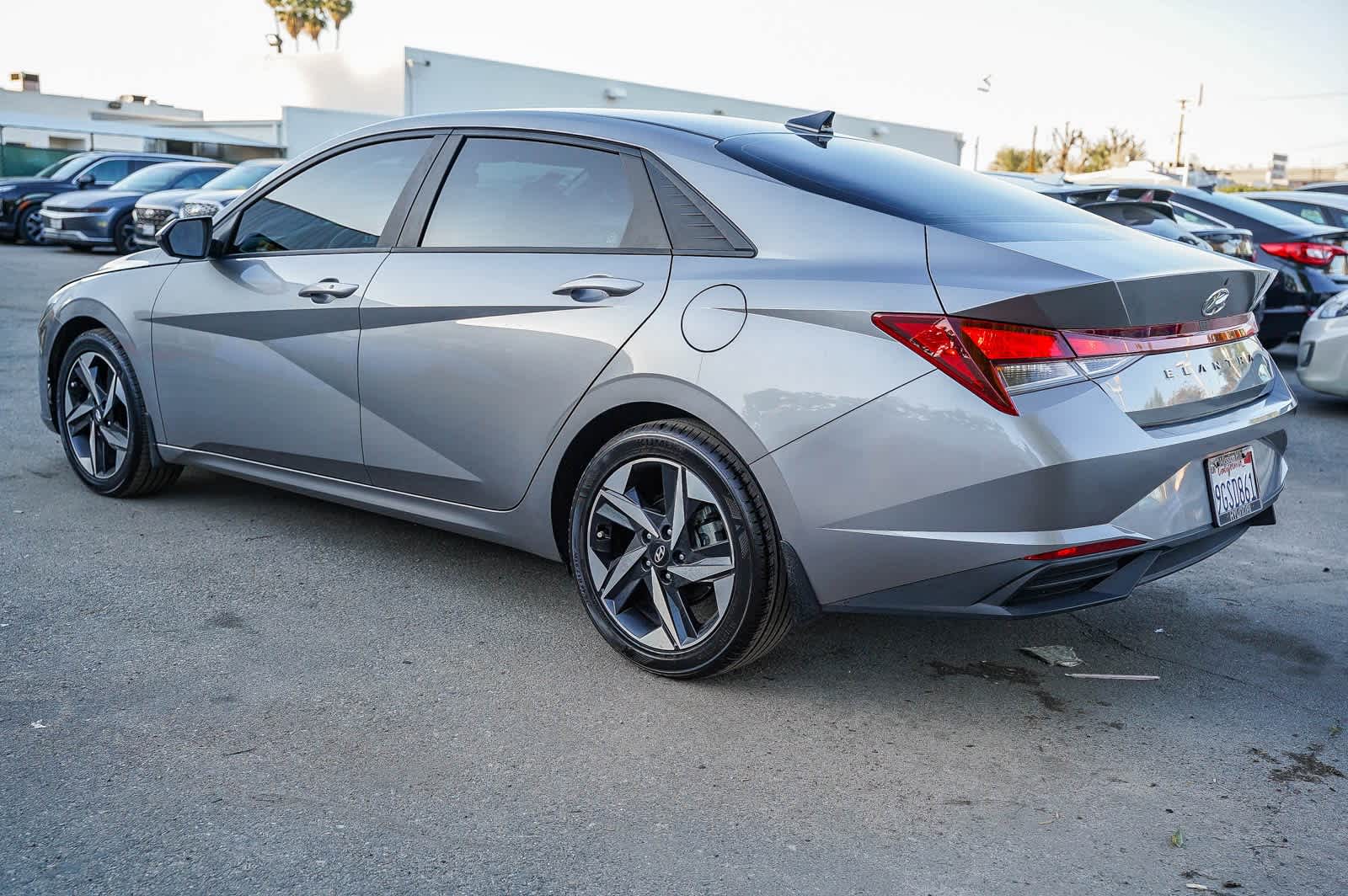 Thumbnail: 2023 Hyundai Elantra - 6