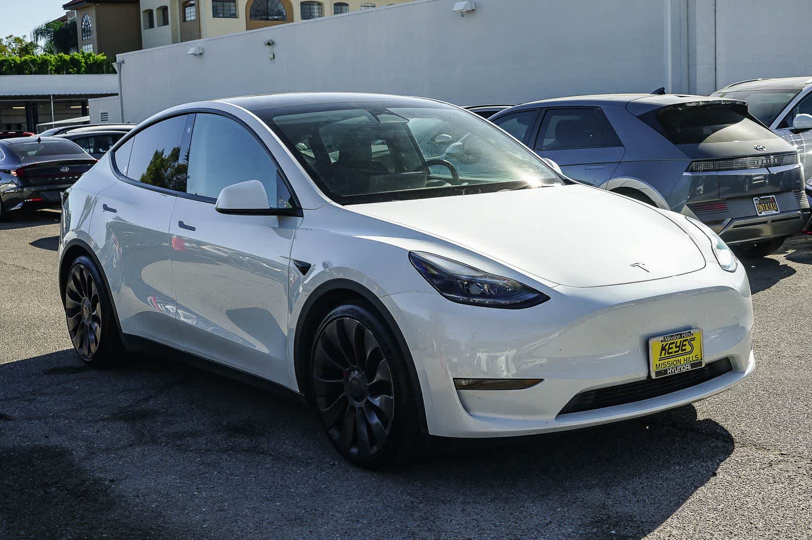 Thumbnail: 2023 Tesla Model Y - 5