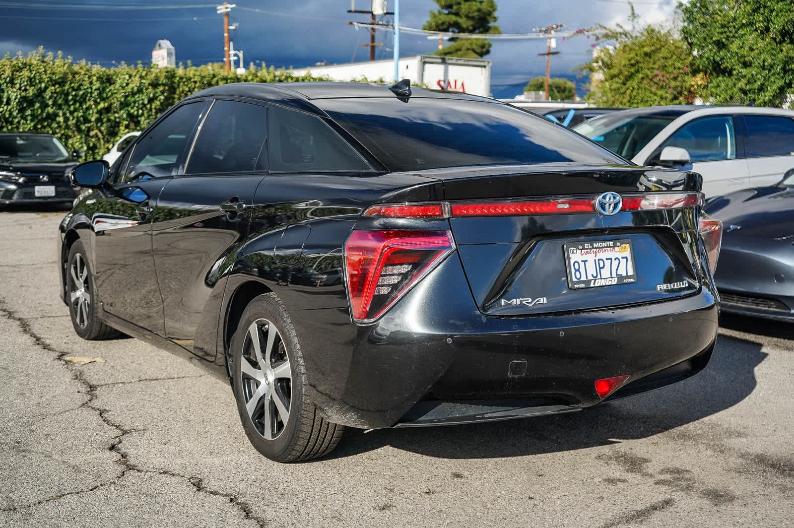 Thumbnail: 2017 Toyota Mirai - 6