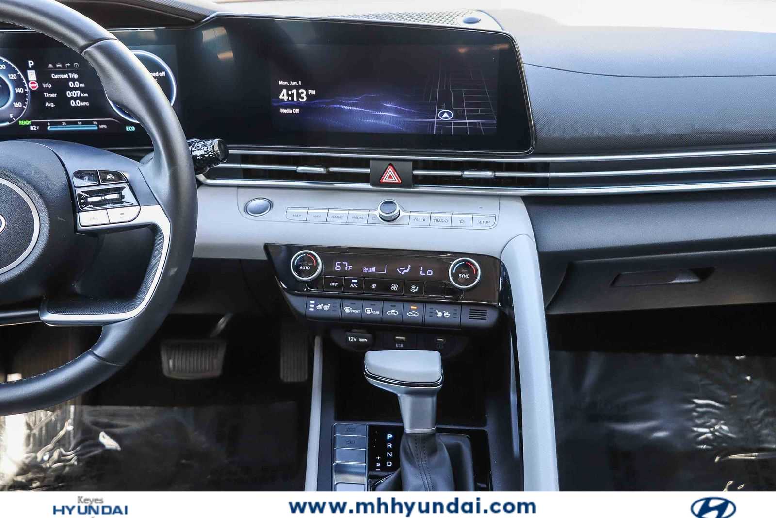 Thumbnail: 2025 Hyundai Elantra - 12