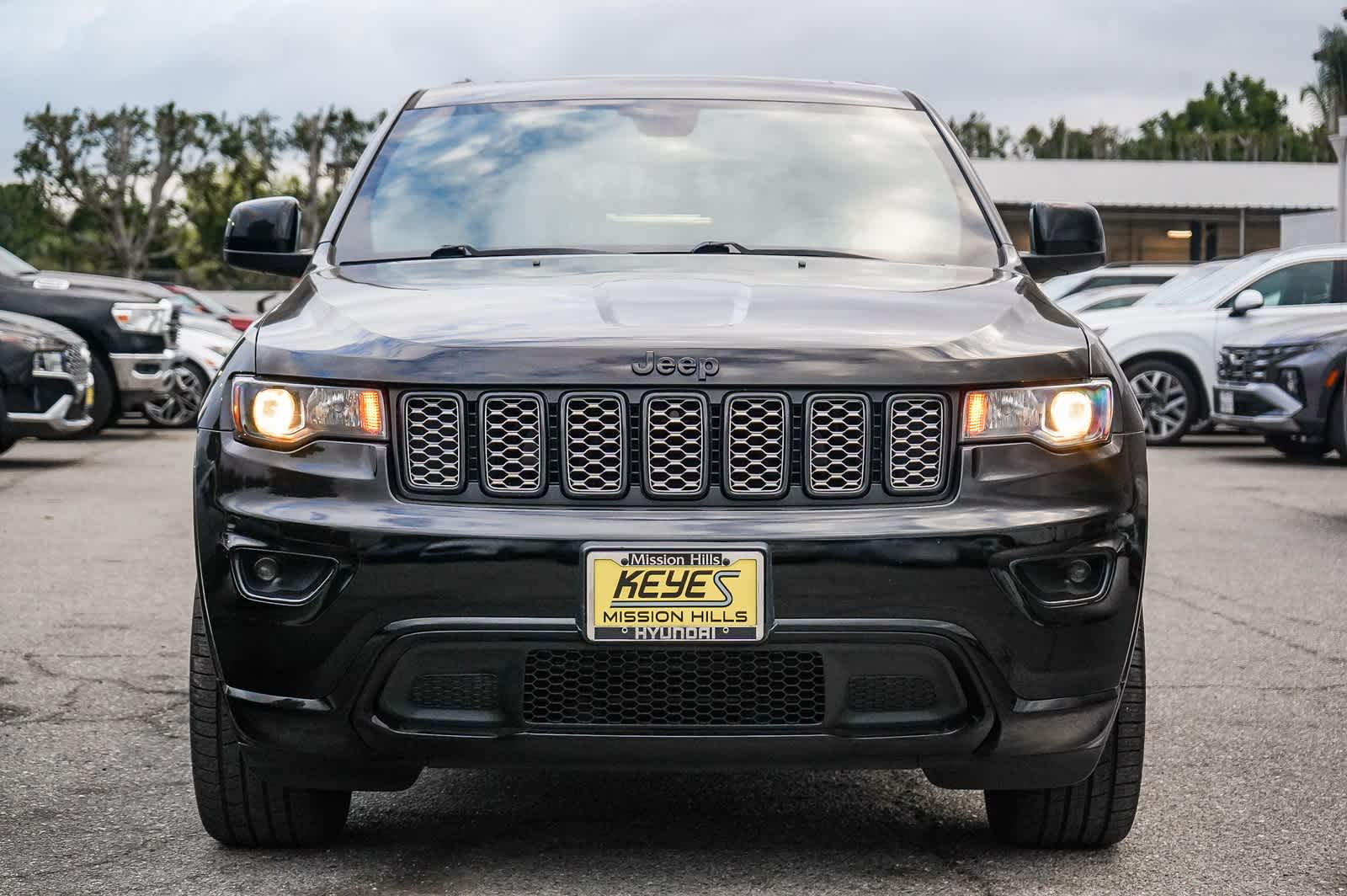 Thumbnail: 2020 Jeep Grand Cherokee - 2