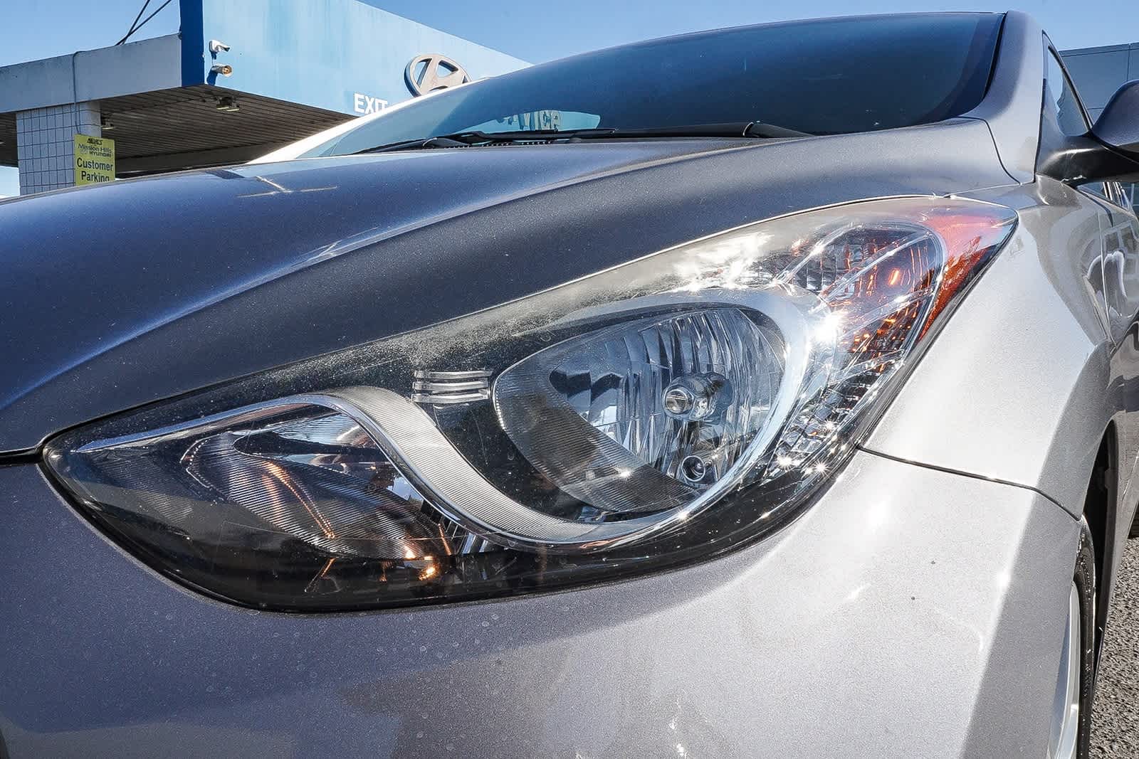 Thumbnail: 2012 Hyundai Elantra - 10