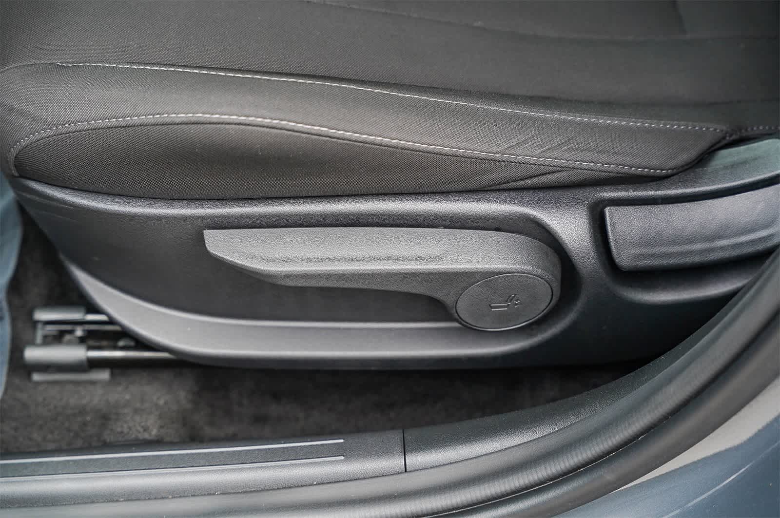 Thumbnail: 2025 Hyundai Elantra - 20