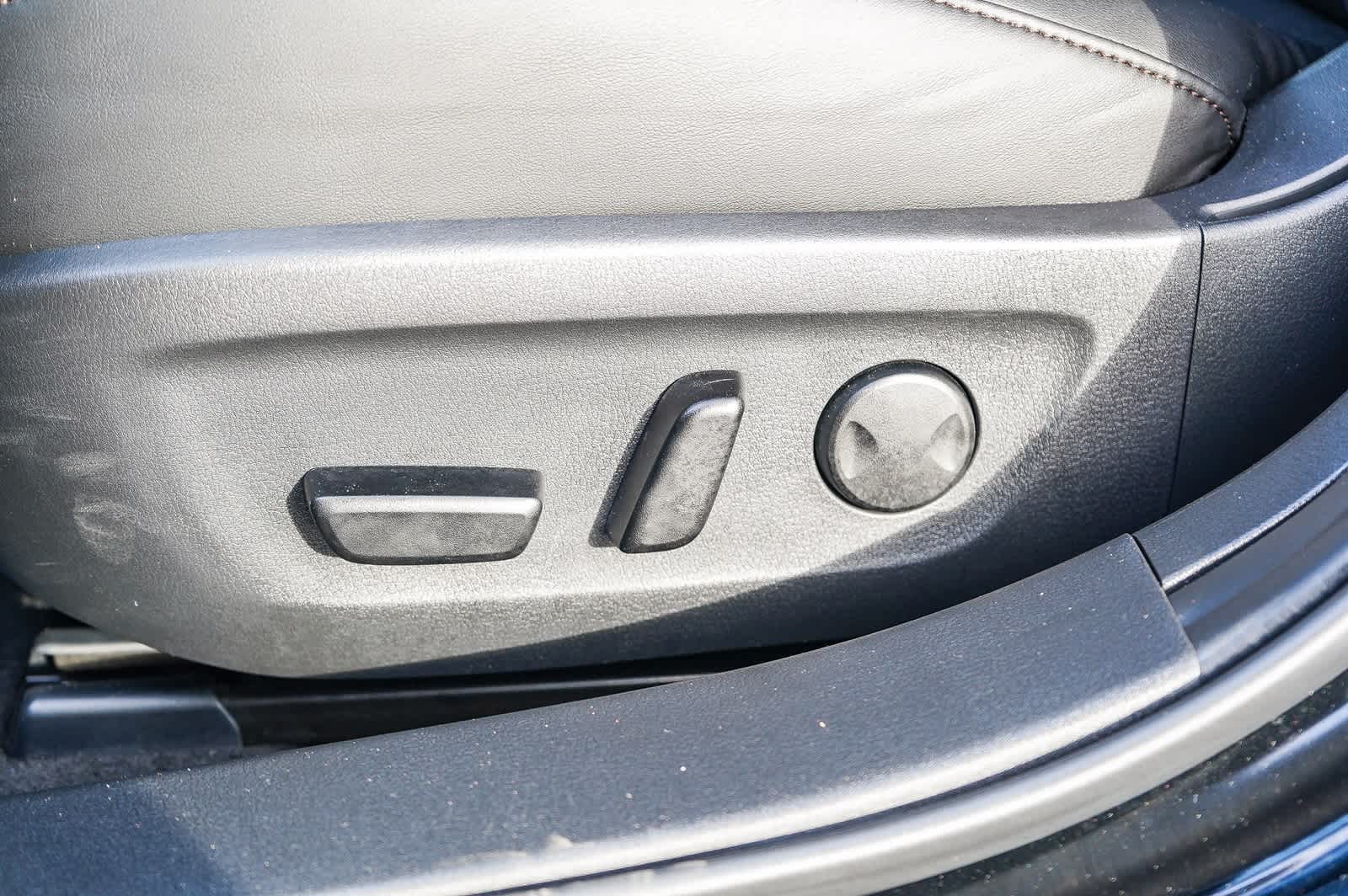 Thumbnail: 2024 Mazda Mazda3 - 17