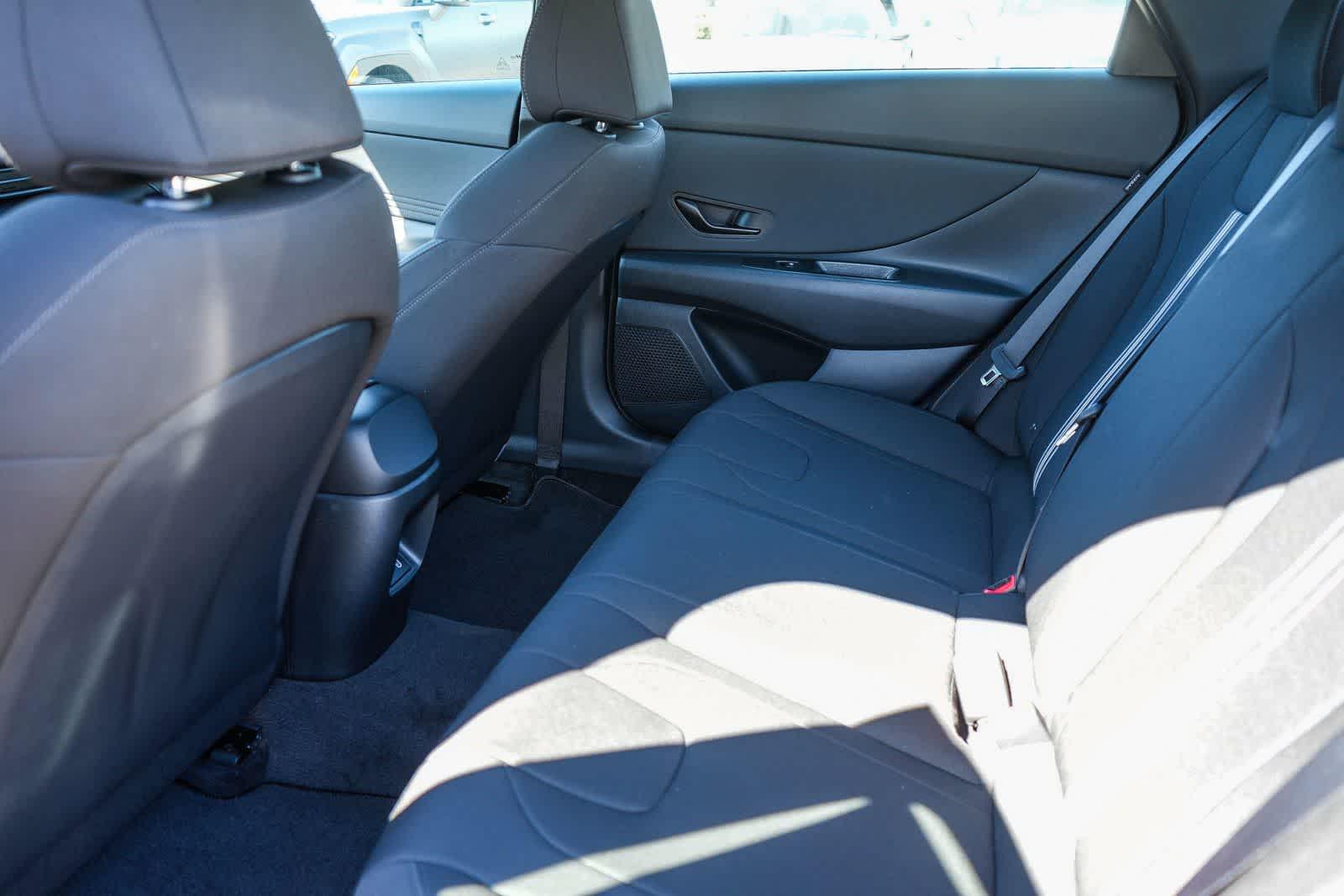 Thumbnail: 2025 Hyundai Elantra - 22