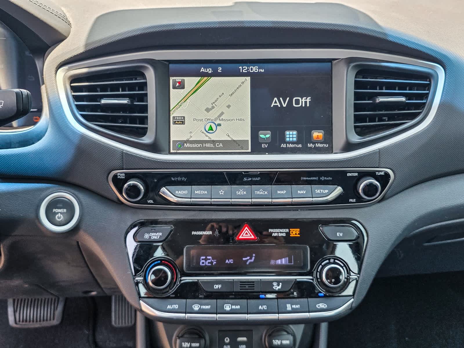 Thumbnail: 2019 Hyundai Ioniq - 15