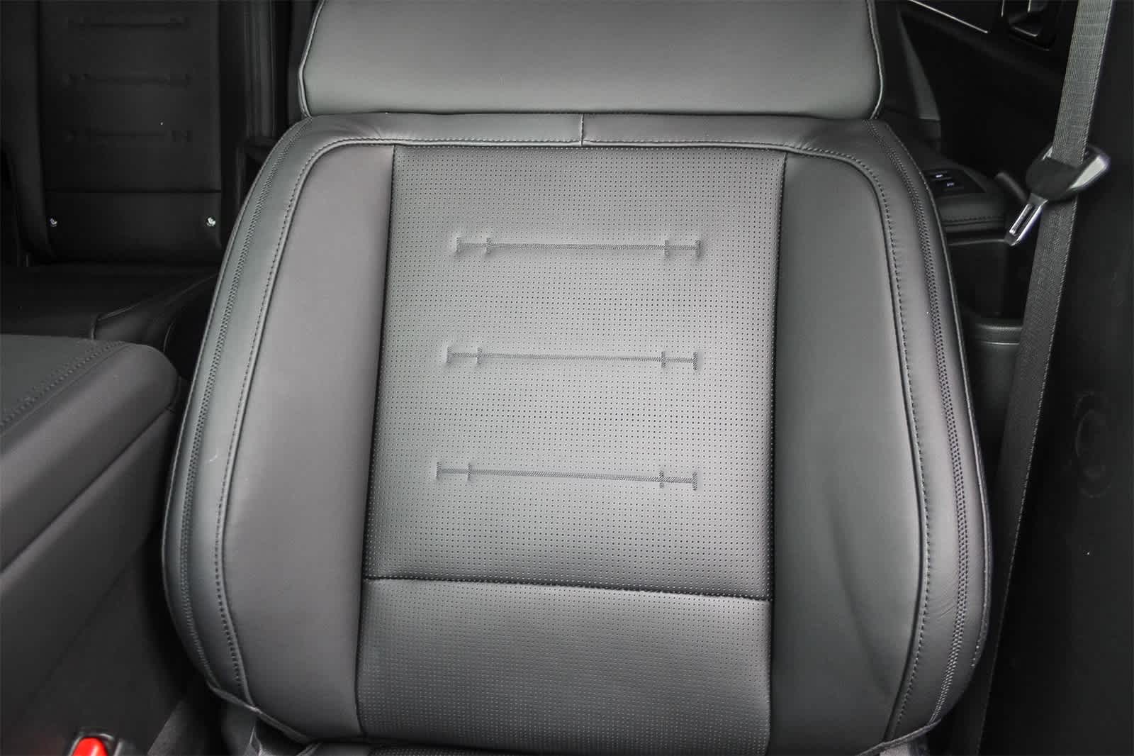 Thumbnail: 2025 Hyundai Santa Fe - 22