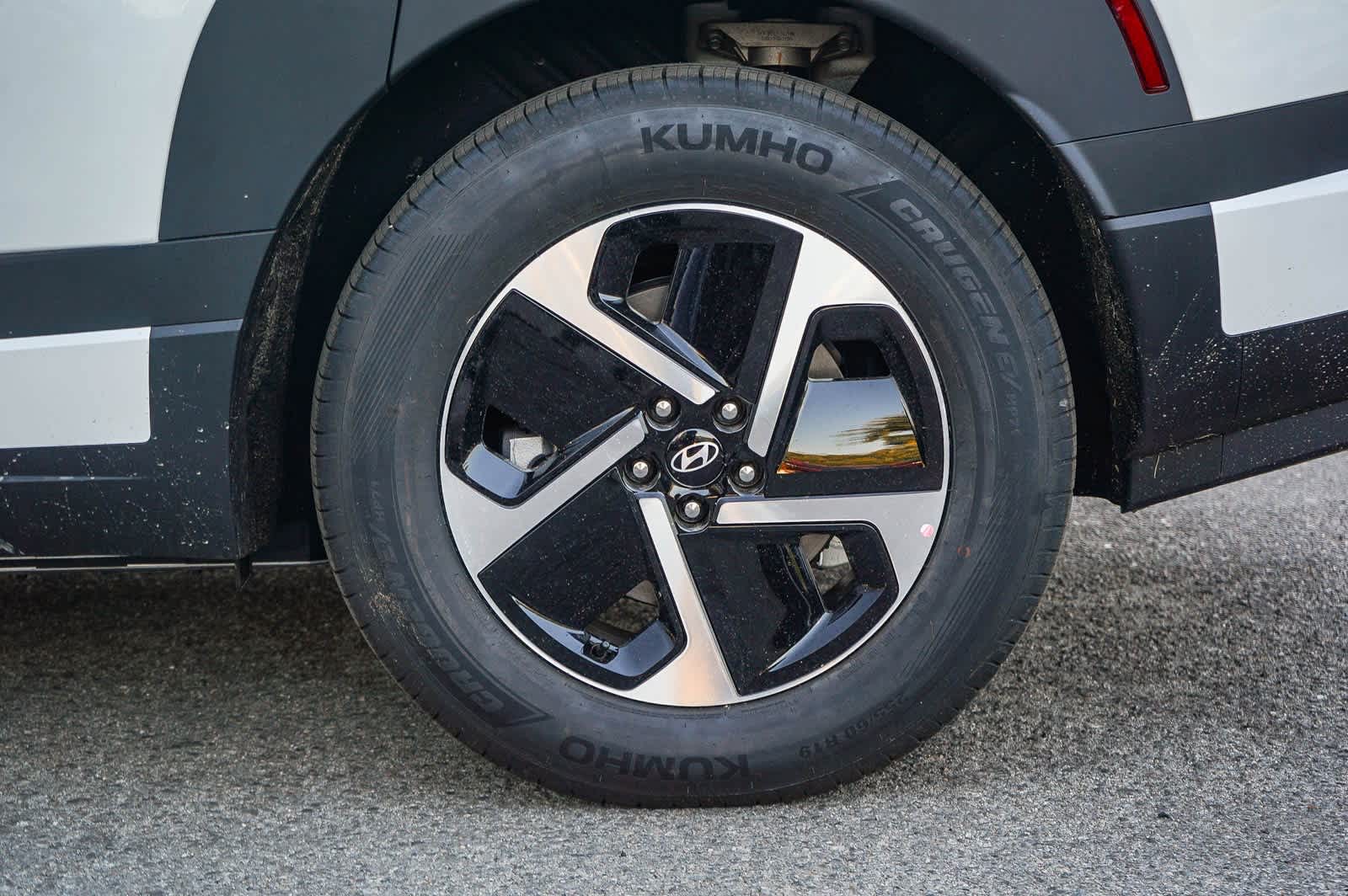 Thumbnail: 2026 Hyundai Ioniq - 8