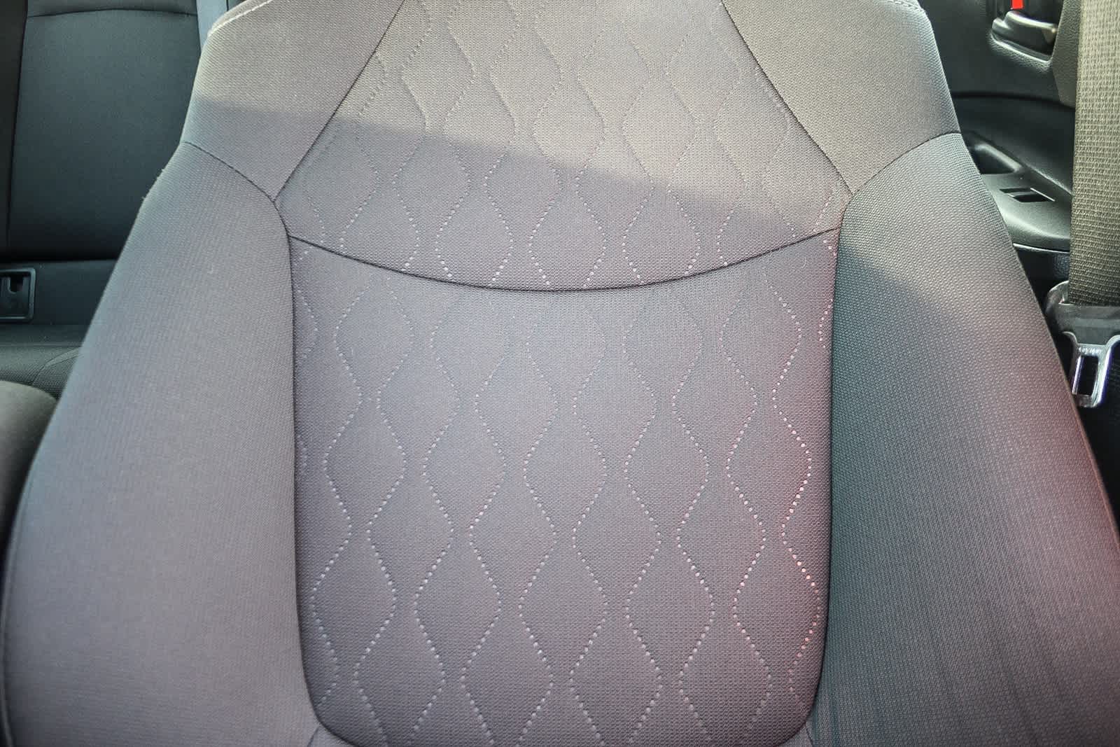 2022 Toyota Corolla LE 22