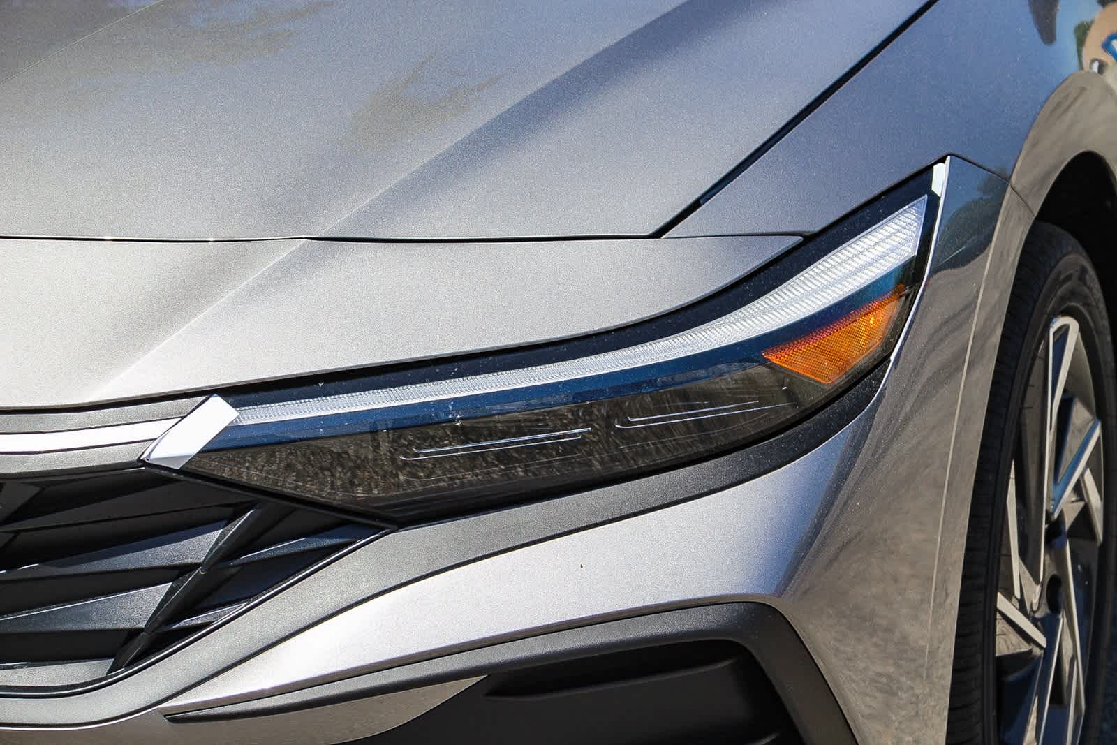 2025 Hyundai Elantra Sport 10