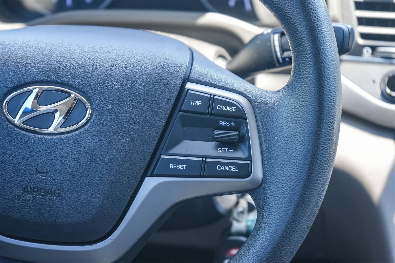 Thumbnail: 2017 Hyundai Elantra - 20