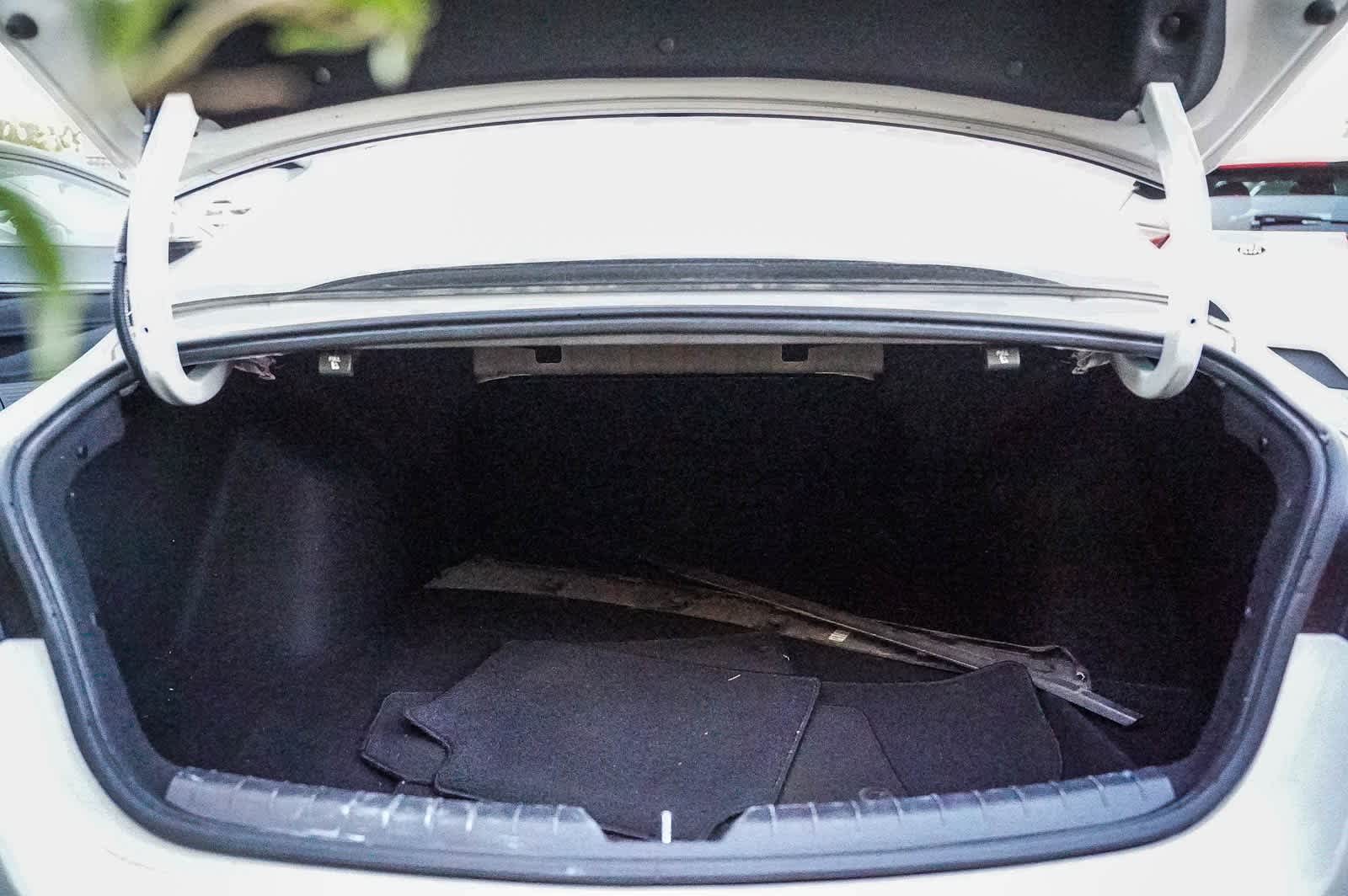 Thumbnail: 2022 Kia K5 - 22