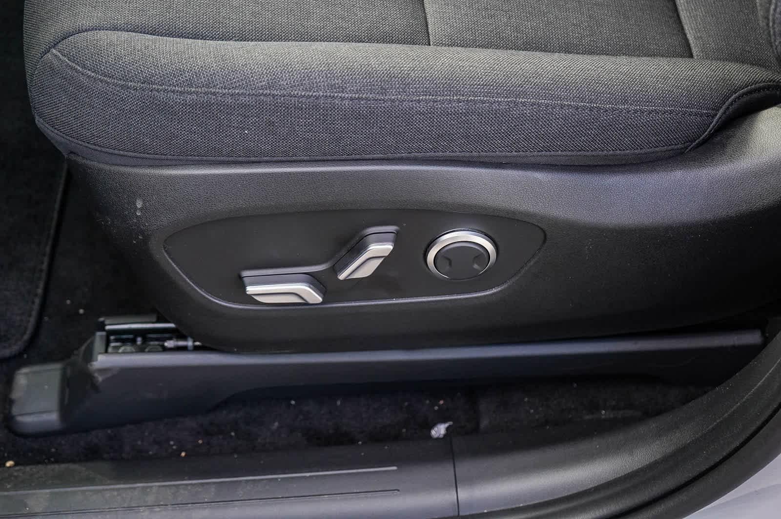 Thumbnail: 2026 Hyundai Ioniq - 22