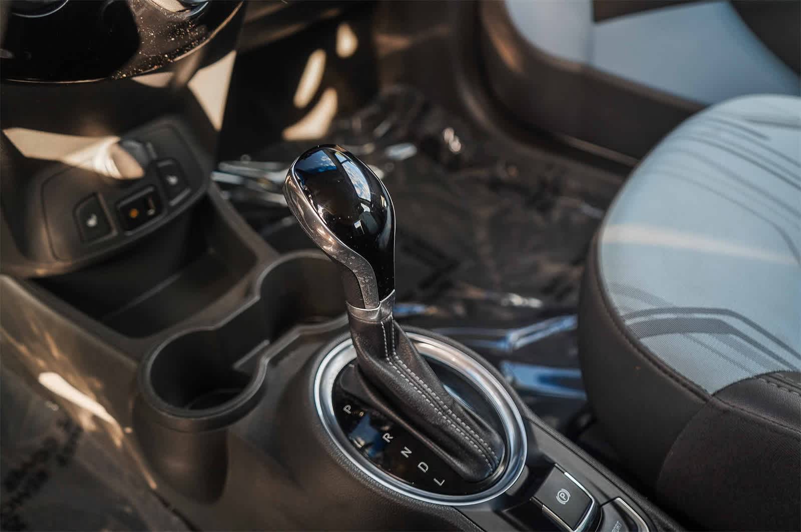 Thumbnail: 2014 Chevrolet Spark - 21