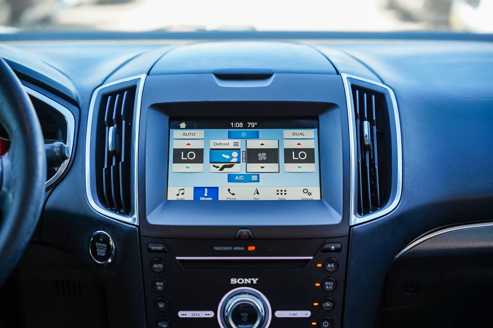 Thumbnail: 2018 Ford Edge - 14