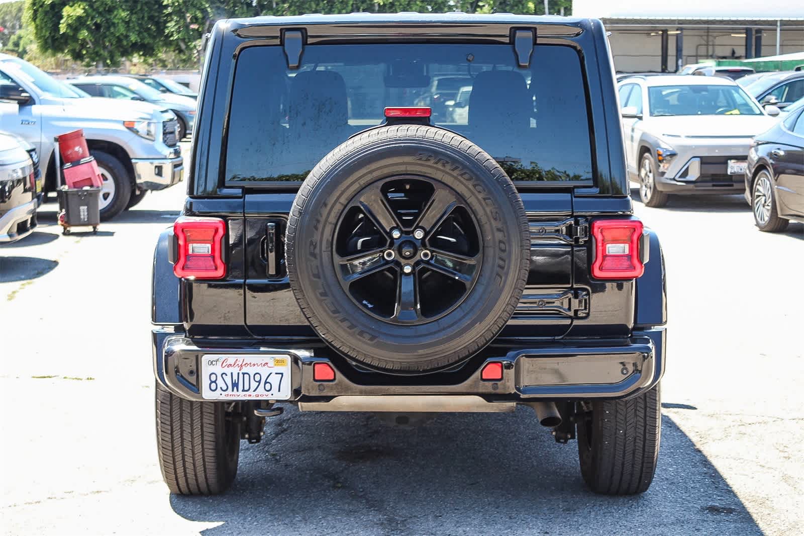 Thumbnail: 2021 Jeep Wrangler - 5