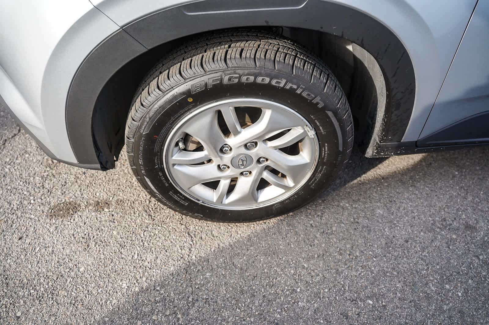 Thumbnail: 2021 Hyundai Venue - 6