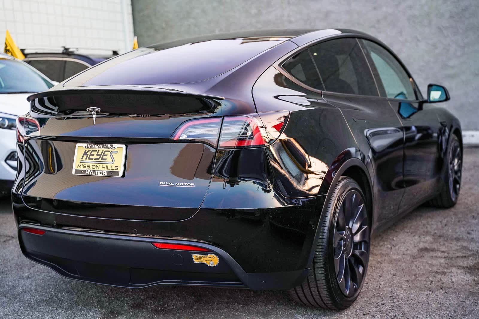 Thumbnail: 2022 Tesla Model Y - 10