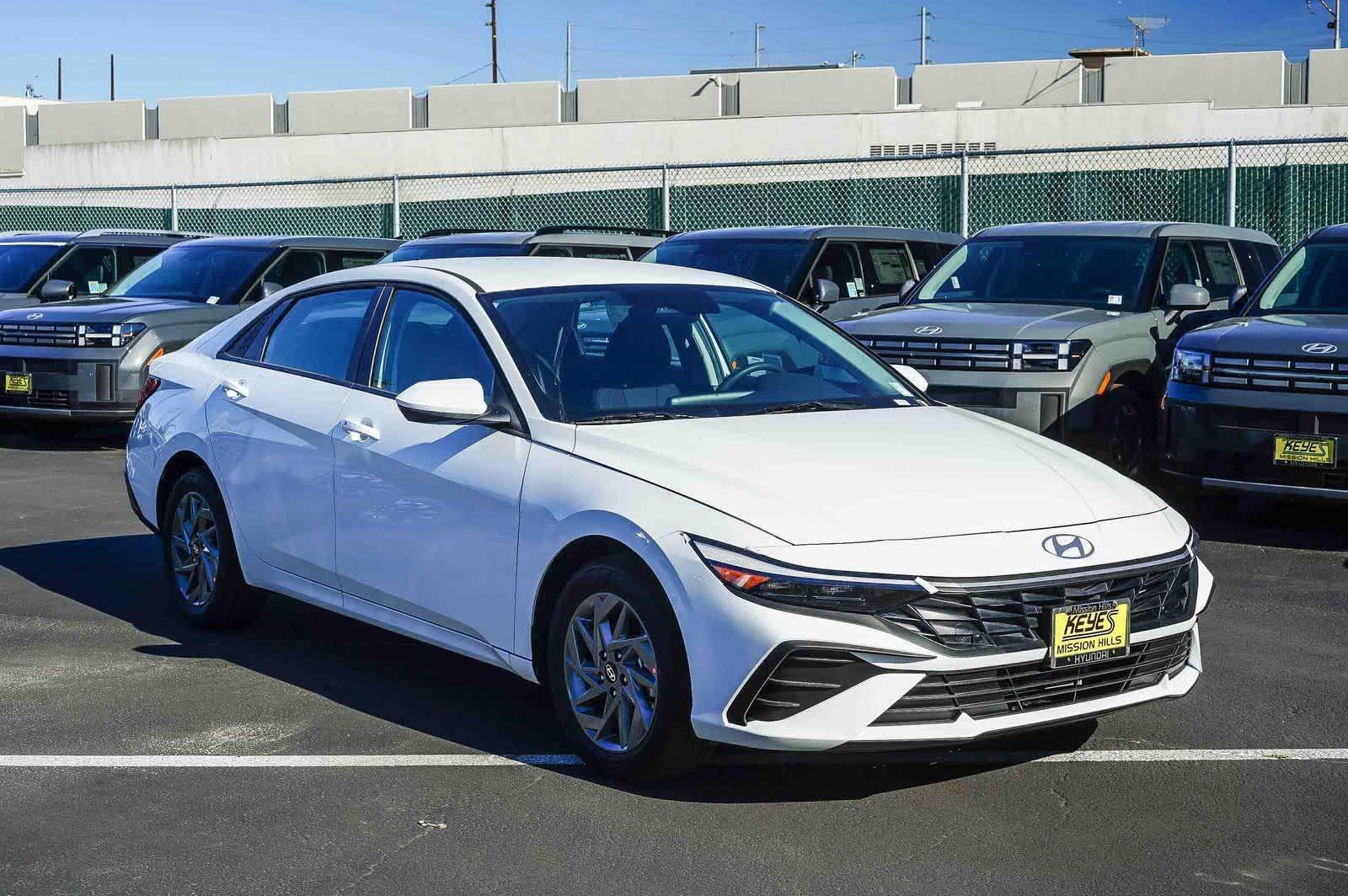 Thumbnail: 2026 Hyundai Elantra - 5