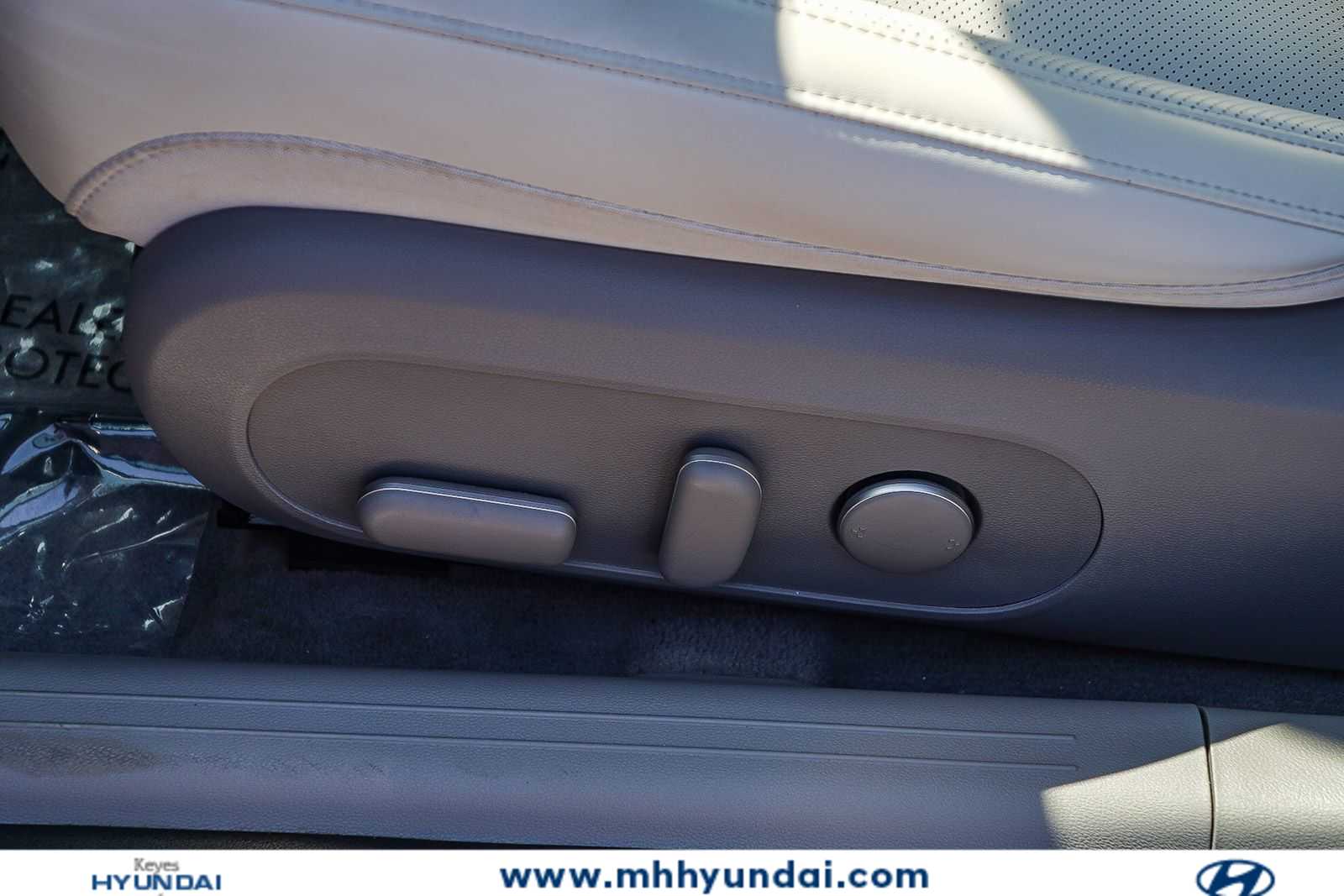 Thumbnail: 2024 Hyundai Ioniq 6 - 23
