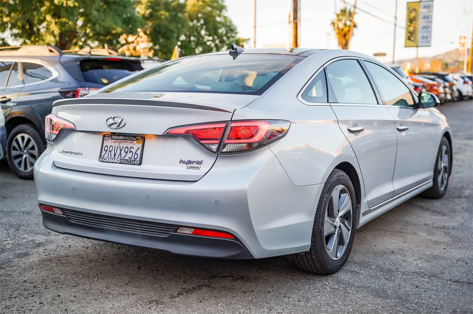 Thumbnail: 2016 Hyundai Sonata - 10