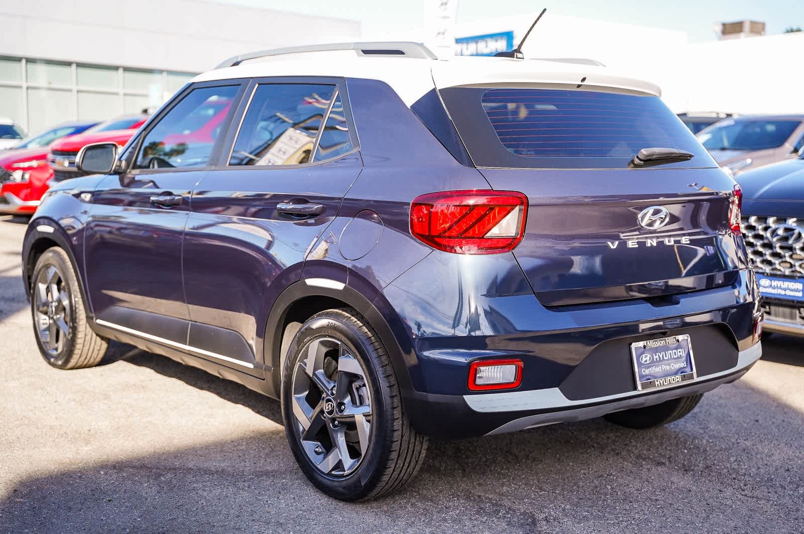 Thumbnail: 2023 Hyundai Venue - 6