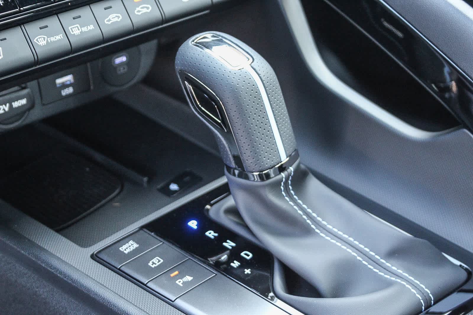 2025 Hyundai Elantra Base 20