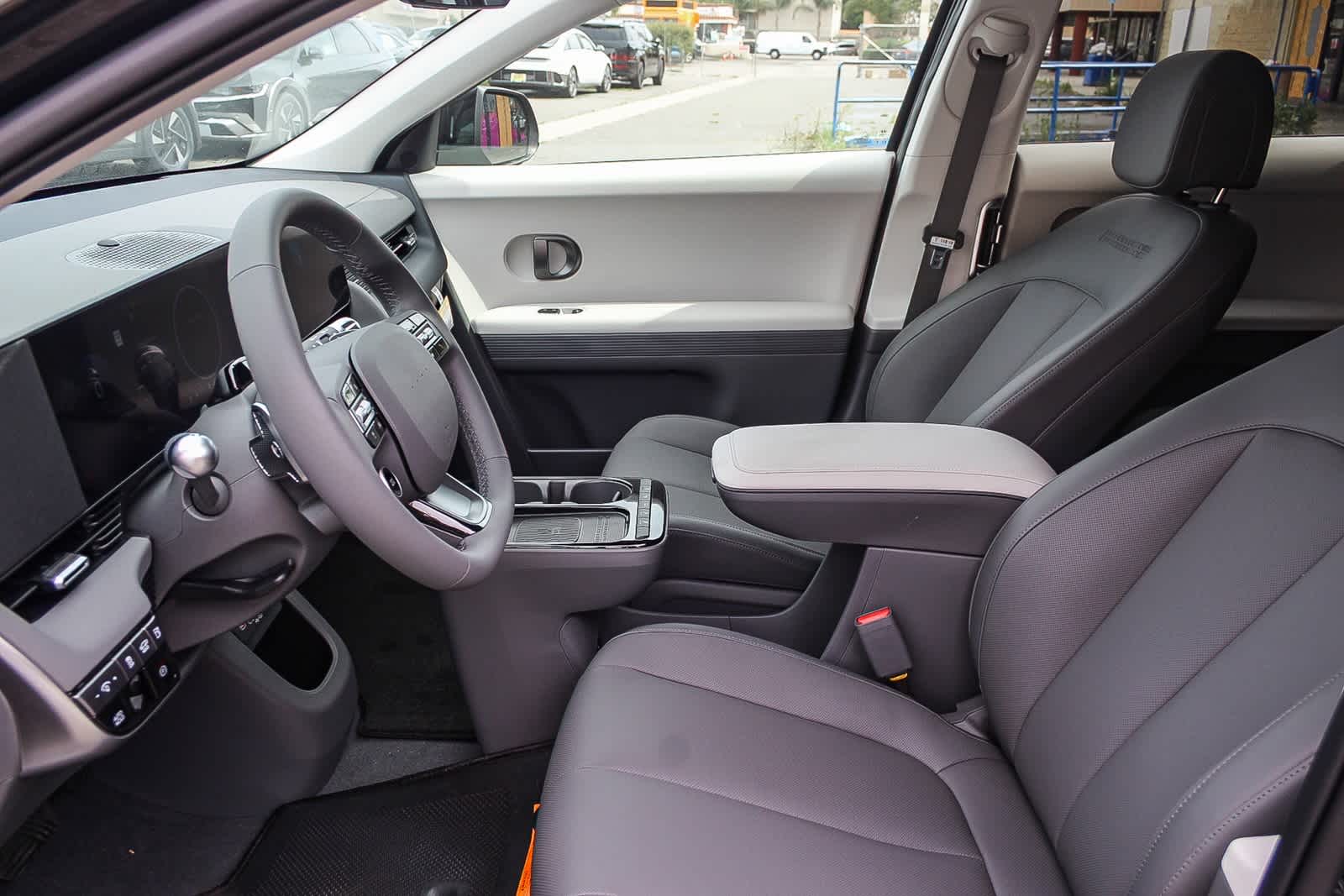 2025 Hyundai Ioniq 5 SEL 16