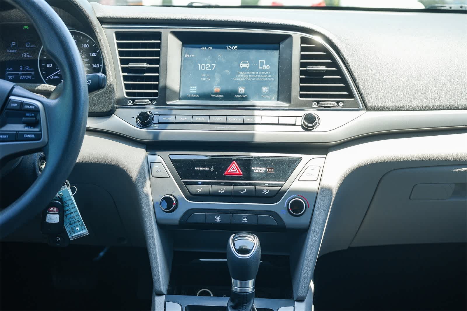 Thumbnail: 2017 Hyundai Elantra - 16