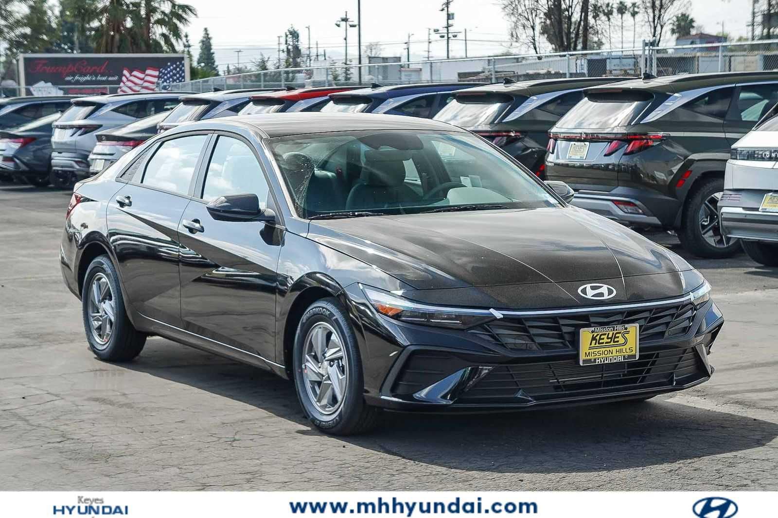 Thumbnail: 2026 Hyundai Elantra - 3