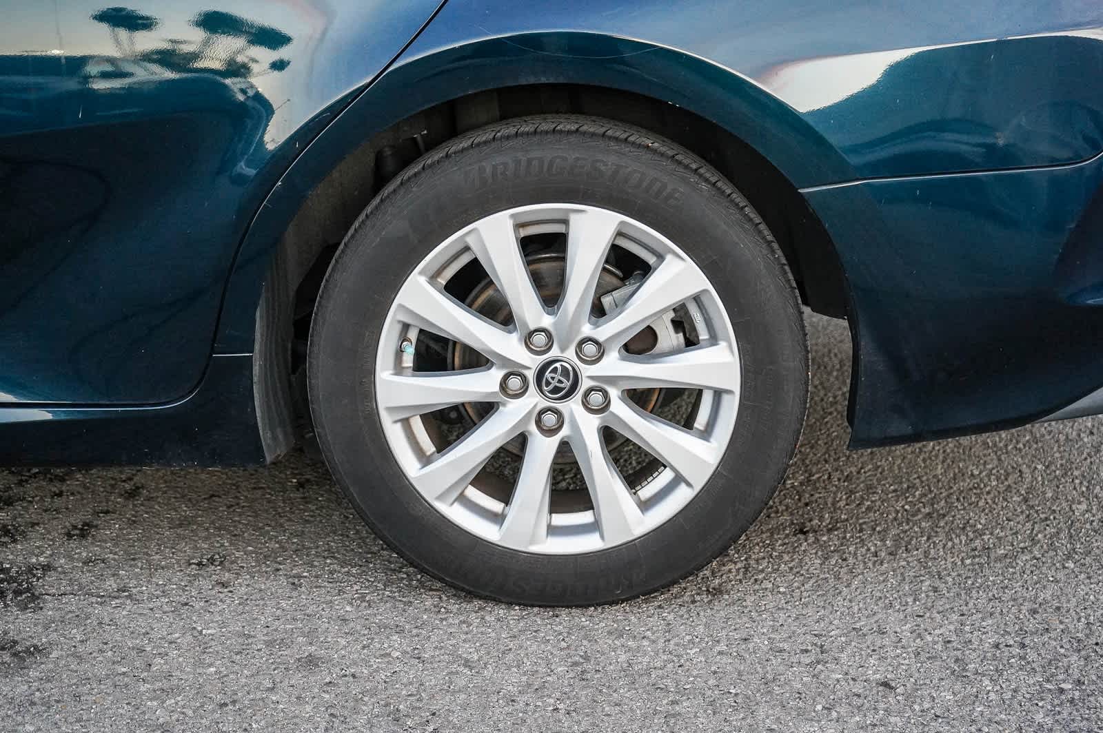 Thumbnail: 2018 Toyota Camry - 5