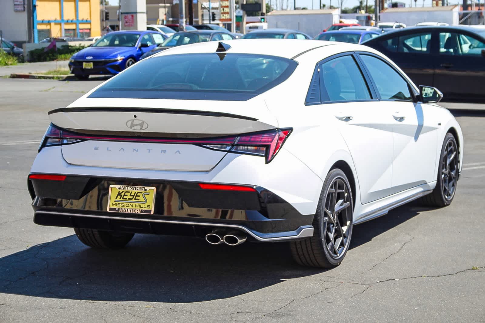 Thumbnail: 2025 Hyundai Elantra - 4