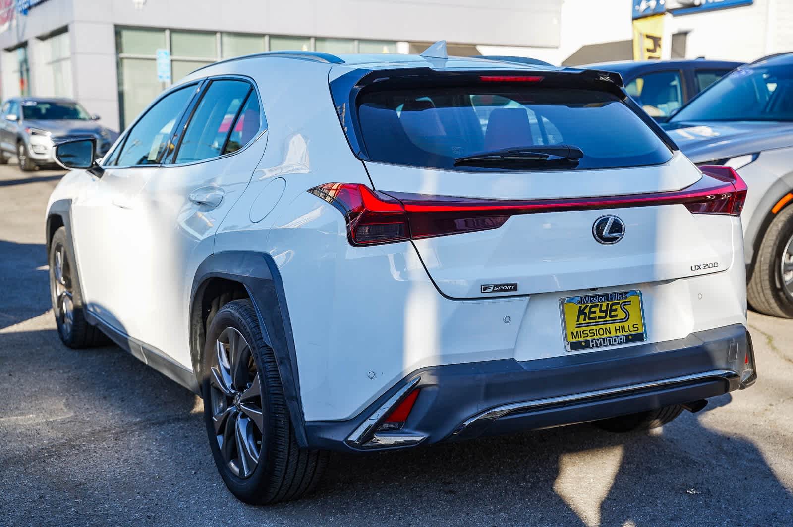 Thumbnail: 2021 Lexus UX - 10