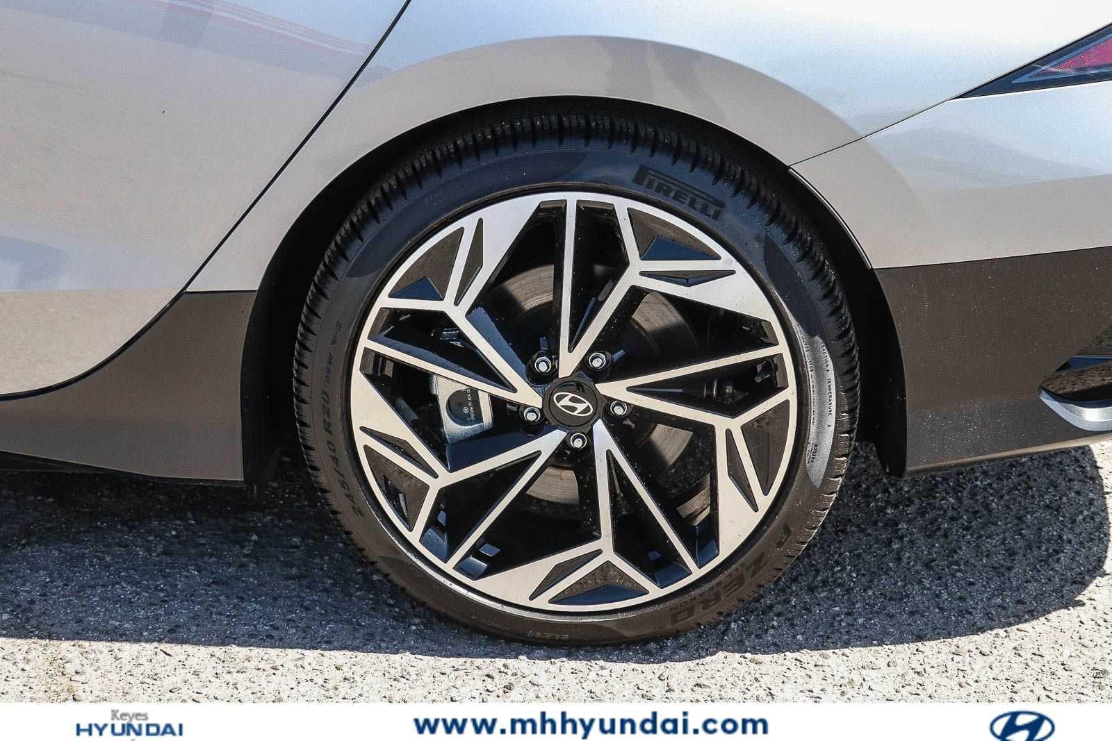 Thumbnail: 2025 Hyundai Ioniq 6 - 8