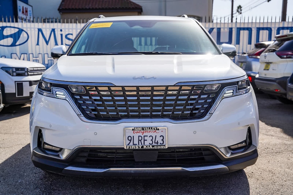 Used 2024 Kia Carnival SX Prestige MPV