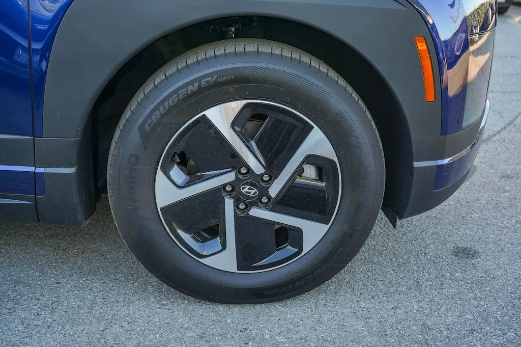 New 2026 Hyundai IONIQ 9 SE SUV