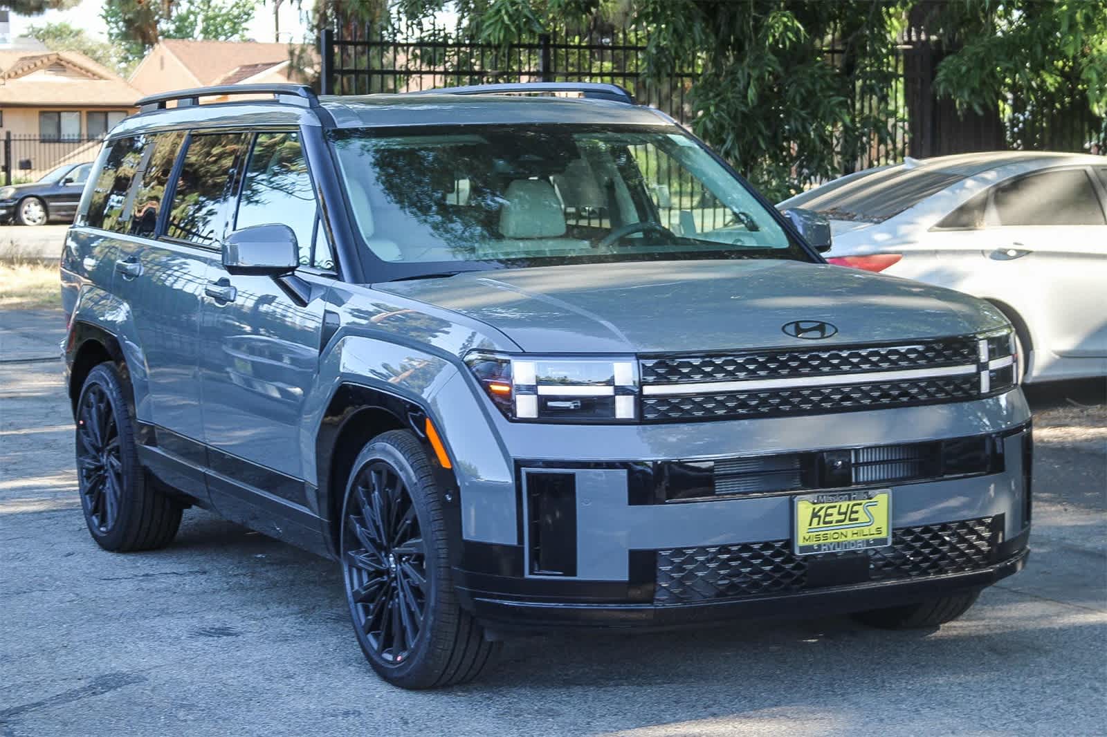 Thumbnail: 2025 Hyundai Santa Fe - 3