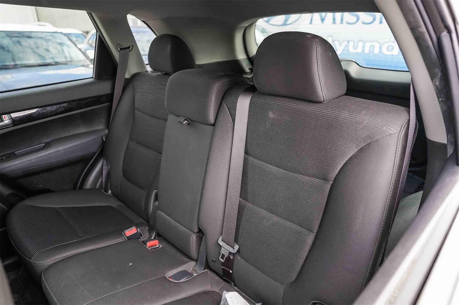 Thumbnail: 2015 Kia Sorento - 17