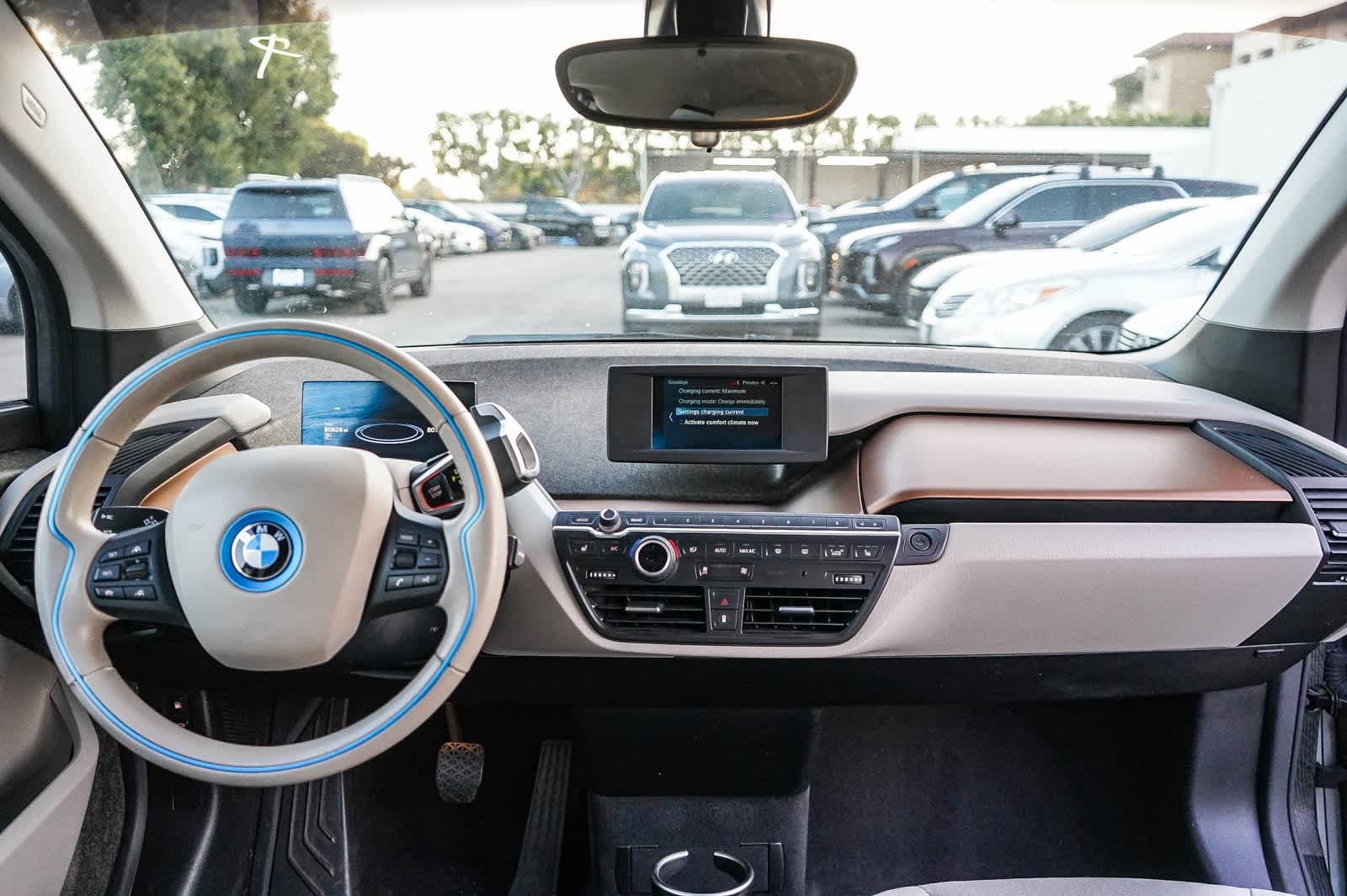 Thumbnail: 2019 BMW i3 - 9