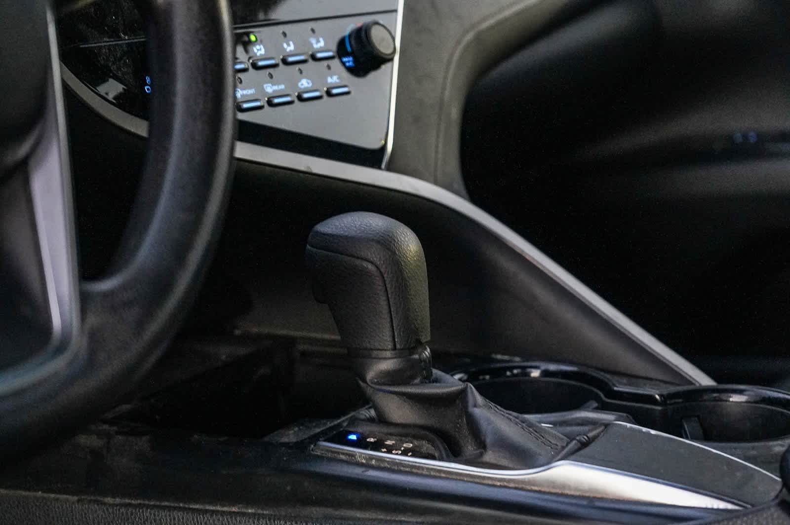 Thumbnail: 2018 Toyota Camry - 21