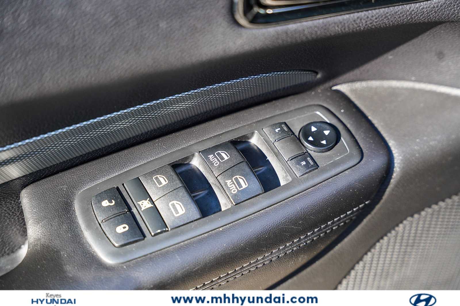 Thumbnail: 2019 Dodge Durango - 19