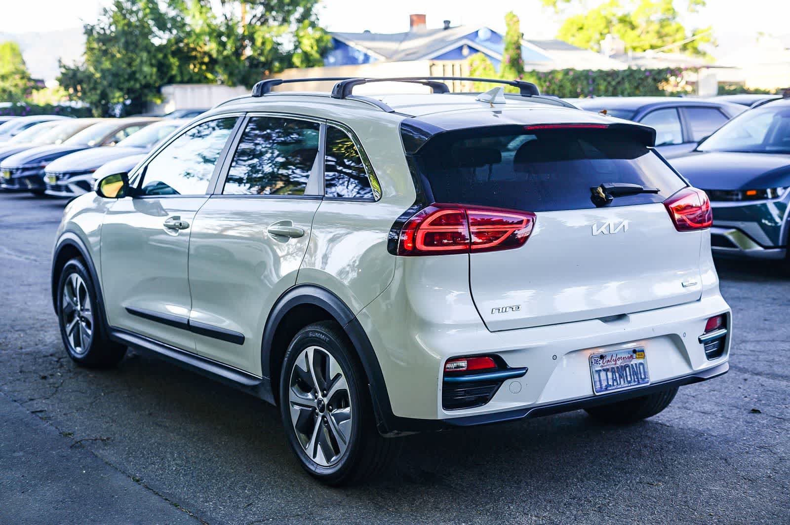Used 2022 Kia Niro EX Premium with VIN KNDCE3LG8N5137433 for sale in Los Angeles, CA
