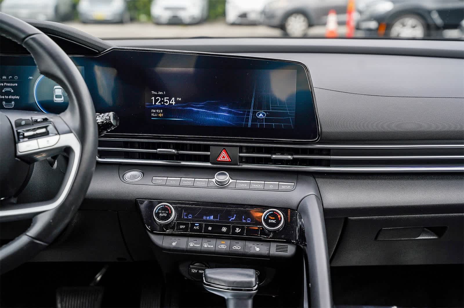 Thumbnail: 2025 Hyundai Elantra - 13